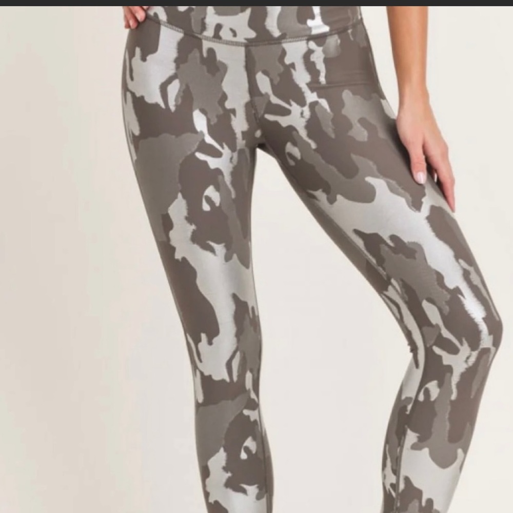 Mono B metallic camo leggings nwt 3x